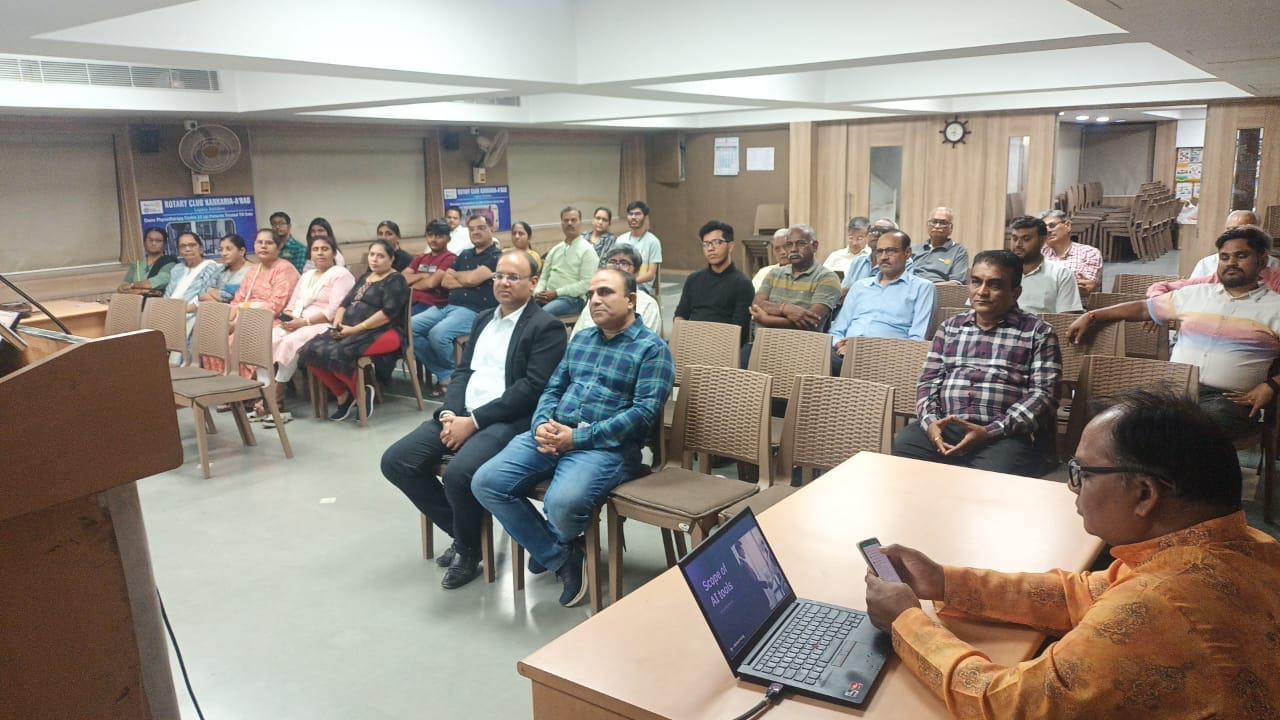 Vibrant session at Rotary Club Ahmedabad