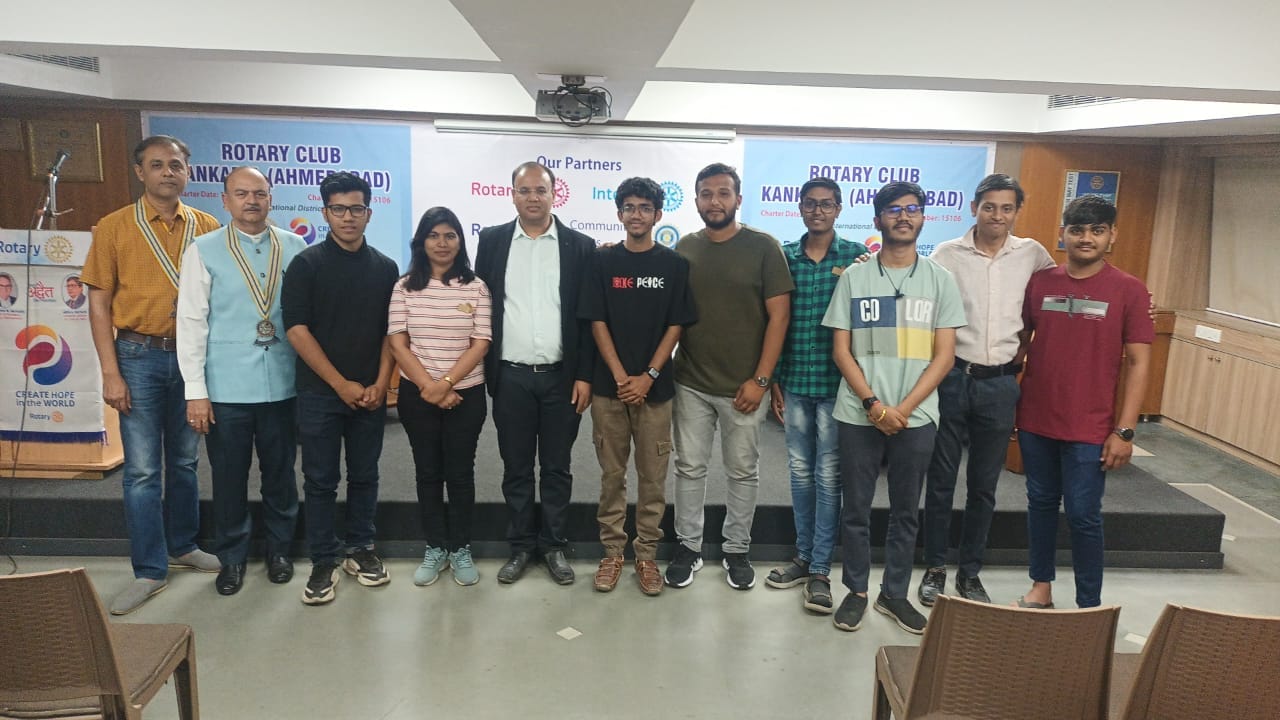 Vibrant session at Rotary Club Ahmedabad
